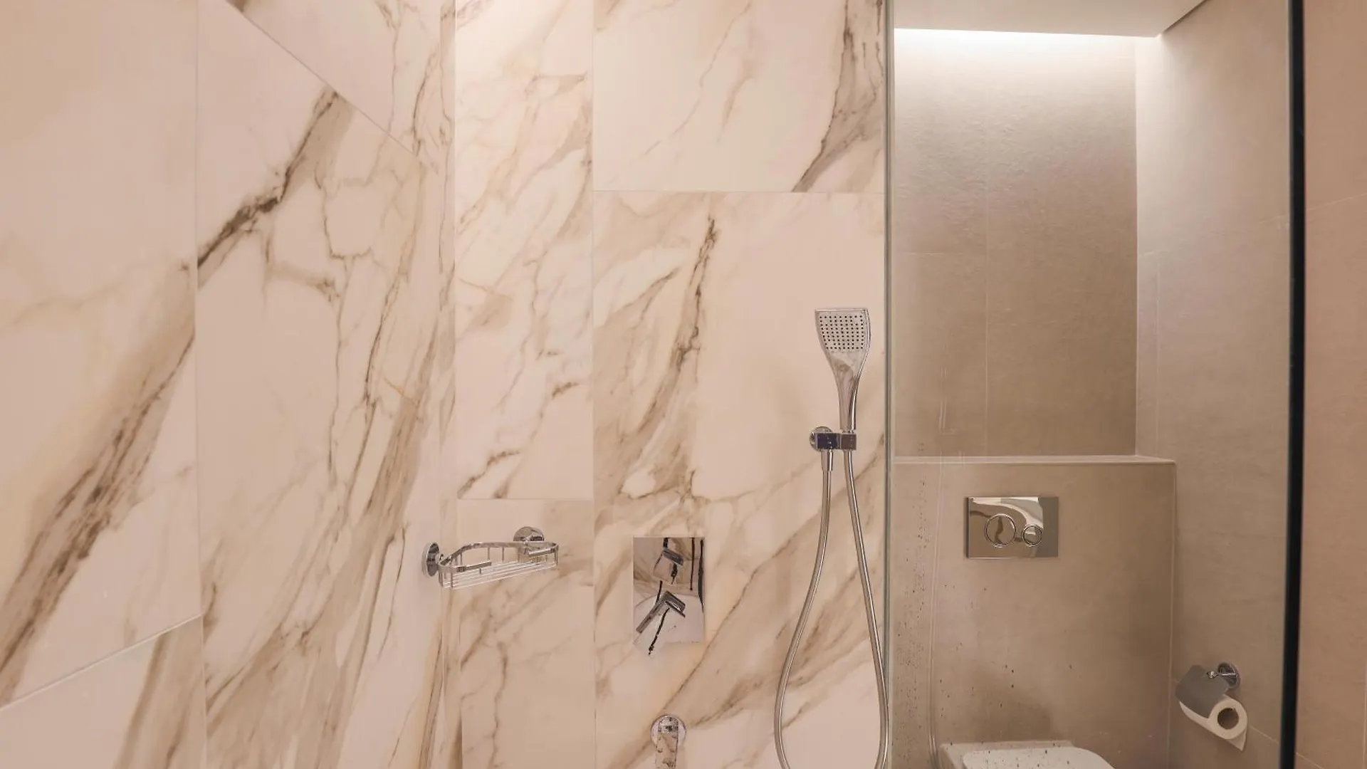 Stunning 1Br In Dubai Marina, Canal View Apartment